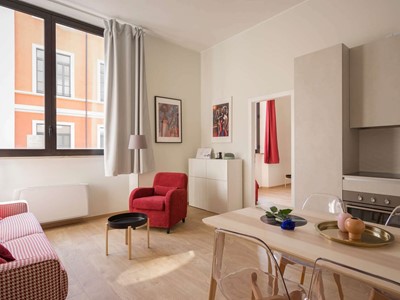 Private Condominium Rooms/Flats